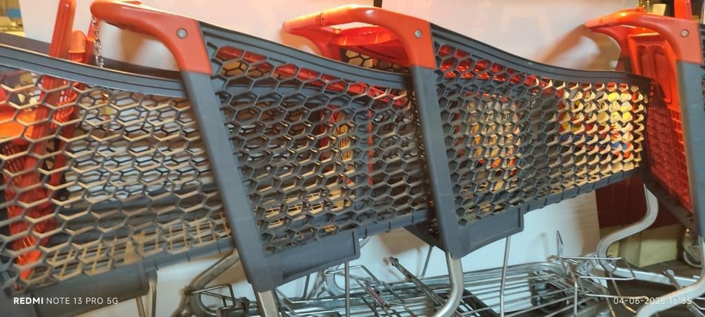 Wanzl winkelkarren. 10 stuks. Gebruikt., Ophalen