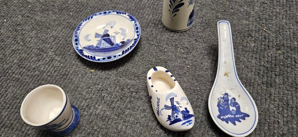 Delfts blauw aardewerk, Ophalen