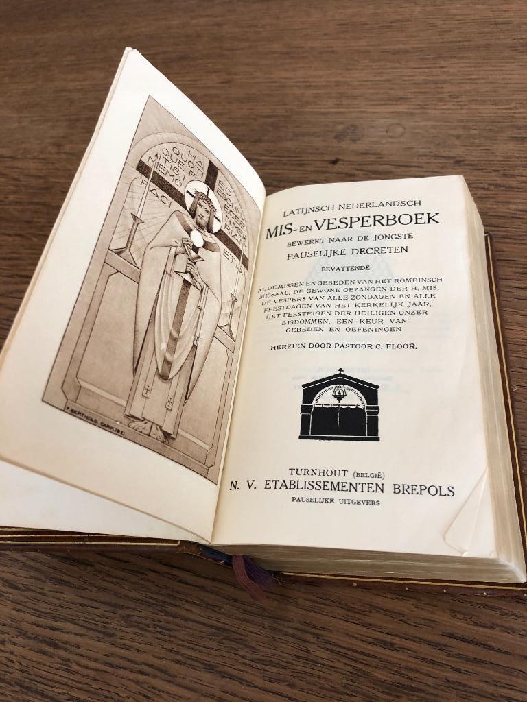 Mis- en vesperboek, Ophalen, Zo goed als nieuw, Boek, Christendom | Katholiek