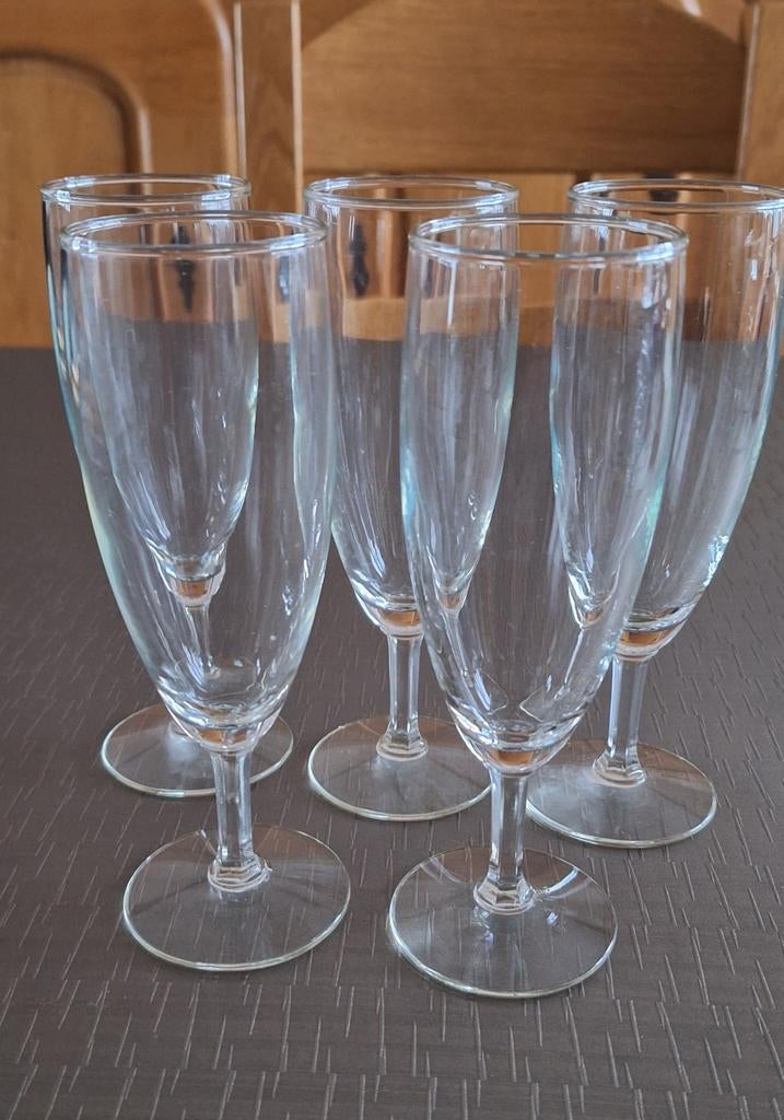 Flutes à champagne, Ophalen