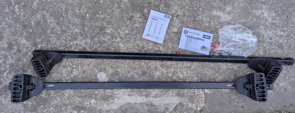 Barres de toit Thule 120 cm, Enlèvement, Utilisé, Mazda