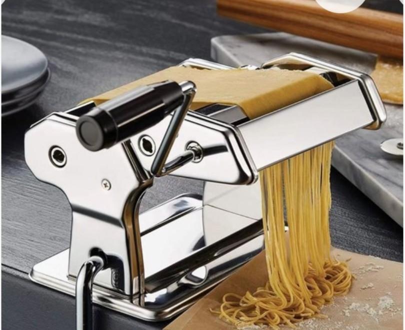Pasta roller en snijder, Ophalen