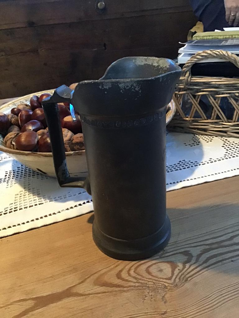 Ancienne tasse à mesurer, en étain, un demi-litre, Enlèvement ou Envoi