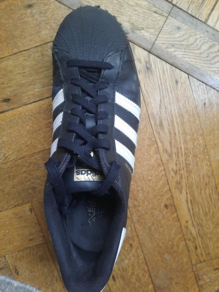 1 schoen. Rechter. Om te skaten, Adidas superstar, Ophalen of Verzenden, Zo goed als nieuw