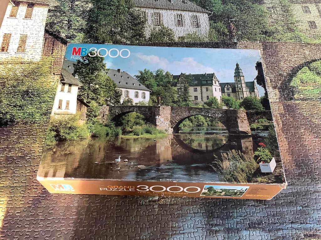 Puzzle 3000 pièces (Allemagne) Hadamar Hesse - MB Puzzle, Enlèvement, Plus de 1 500 pièces, Utilisé, Puzzle