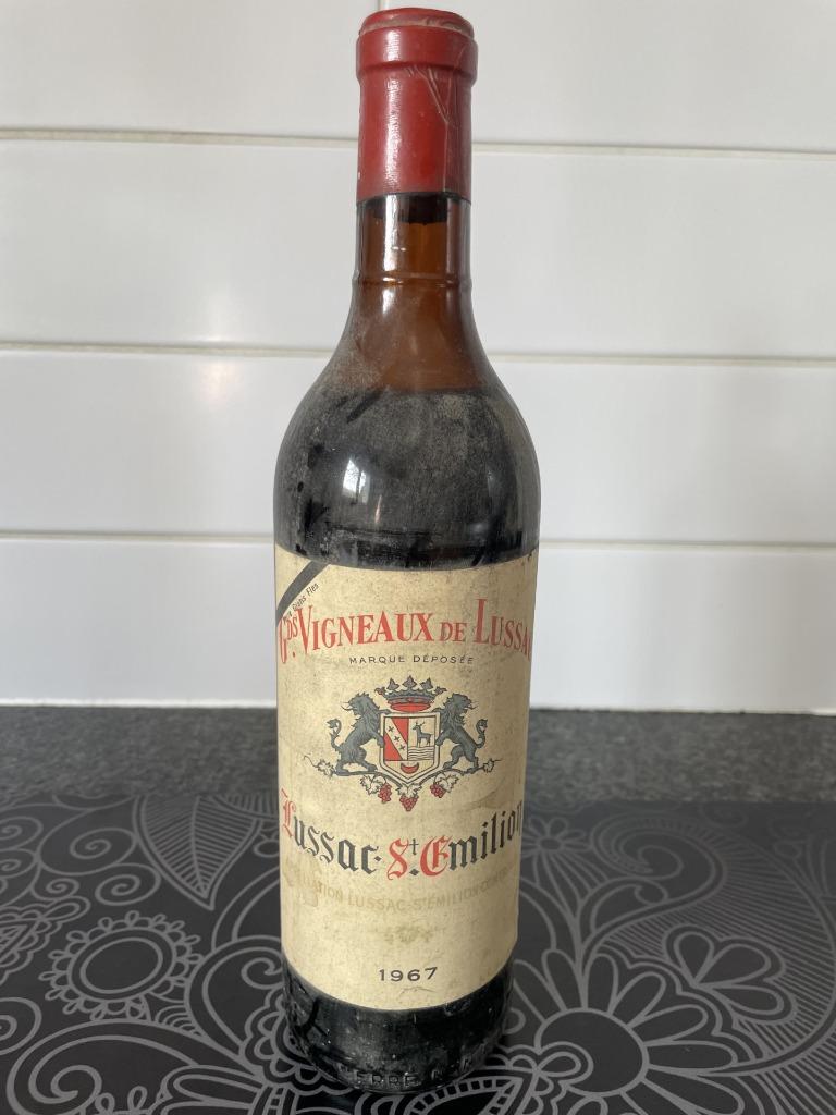 Saint Emilion LUSSAC 1967 + Saint Emilion 1975, Verzamelen, Wijnen, Ophalen, Frankrijk, Vol