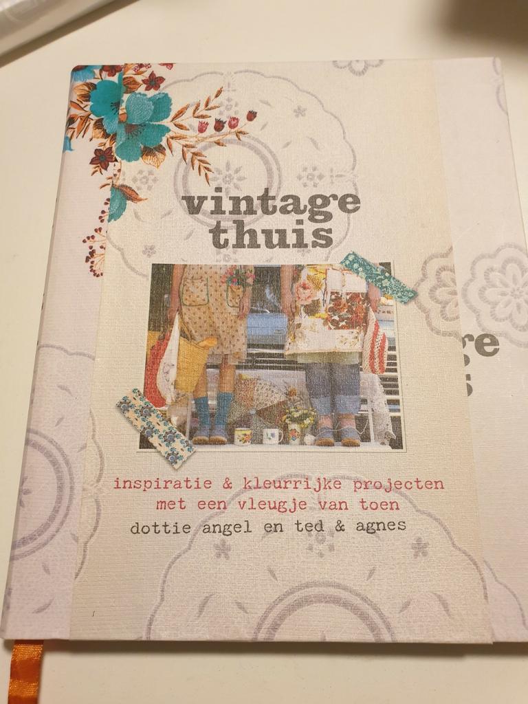 Dottie Angel - Vintage thuis, Enlèvement ou Envoi, Comme neuf, Dottie Angel; Ted; Agnes