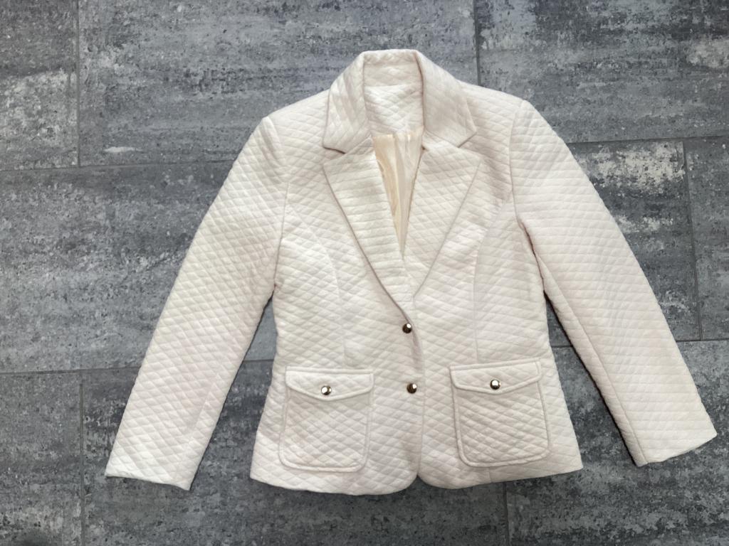 Blazer/ Cardigan ecru M, Taille 38/40 (M), Enlèvement ou Envoi, Comme neuf, Blanc