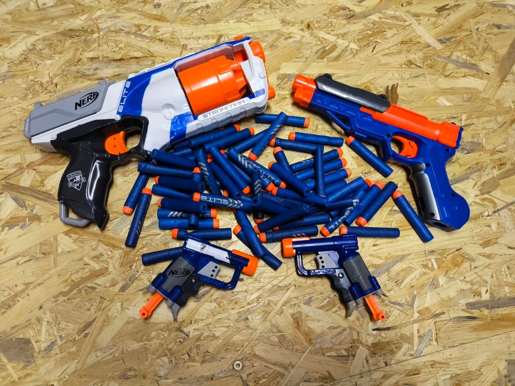 Lot de 4 pistolets NERF avec balles, Enlèvement ou Envoi, Utilisé