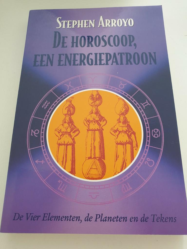 Stephen Arroyo - De horoscoop, een energiepatroon, Ophalen of Verzenden, Zo goed als nieuw, Astrologie, Stephen Arroyo