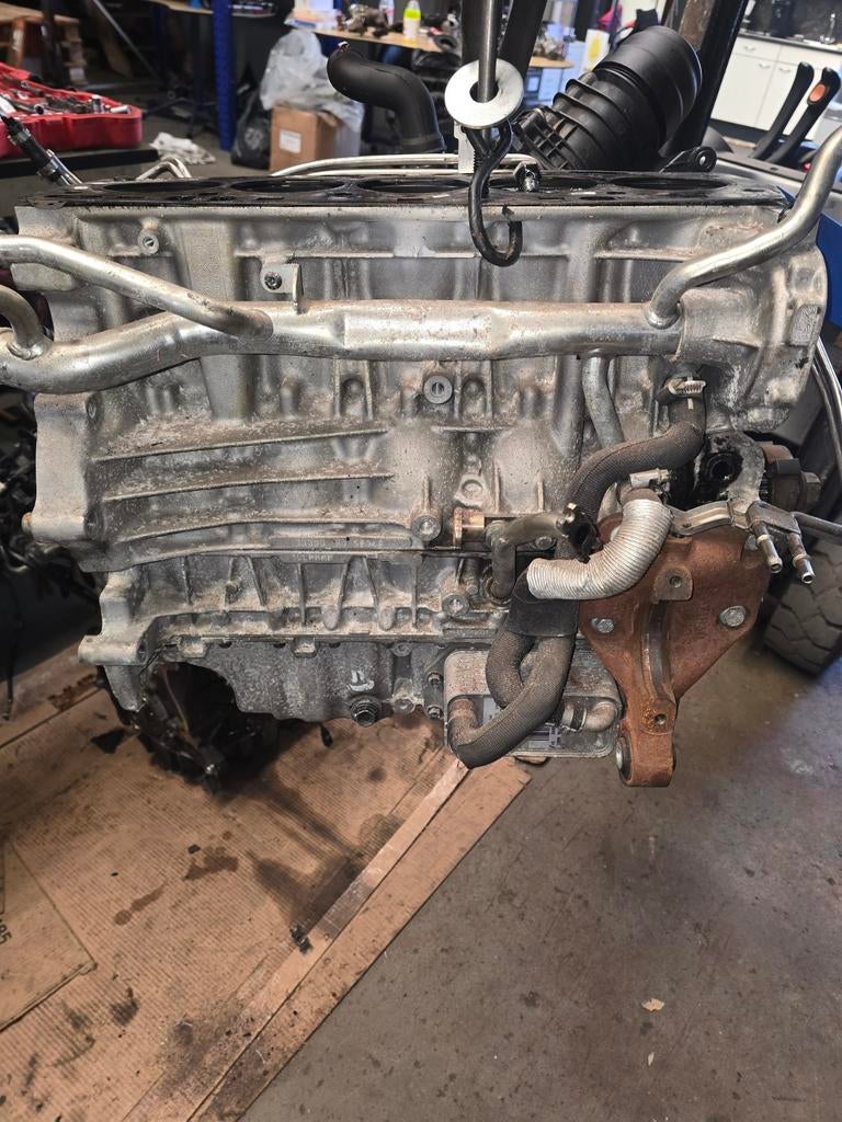 Moteur Volvo V60 2.4D5. D5244T17, Enlèvement ou Envoi, Volvo