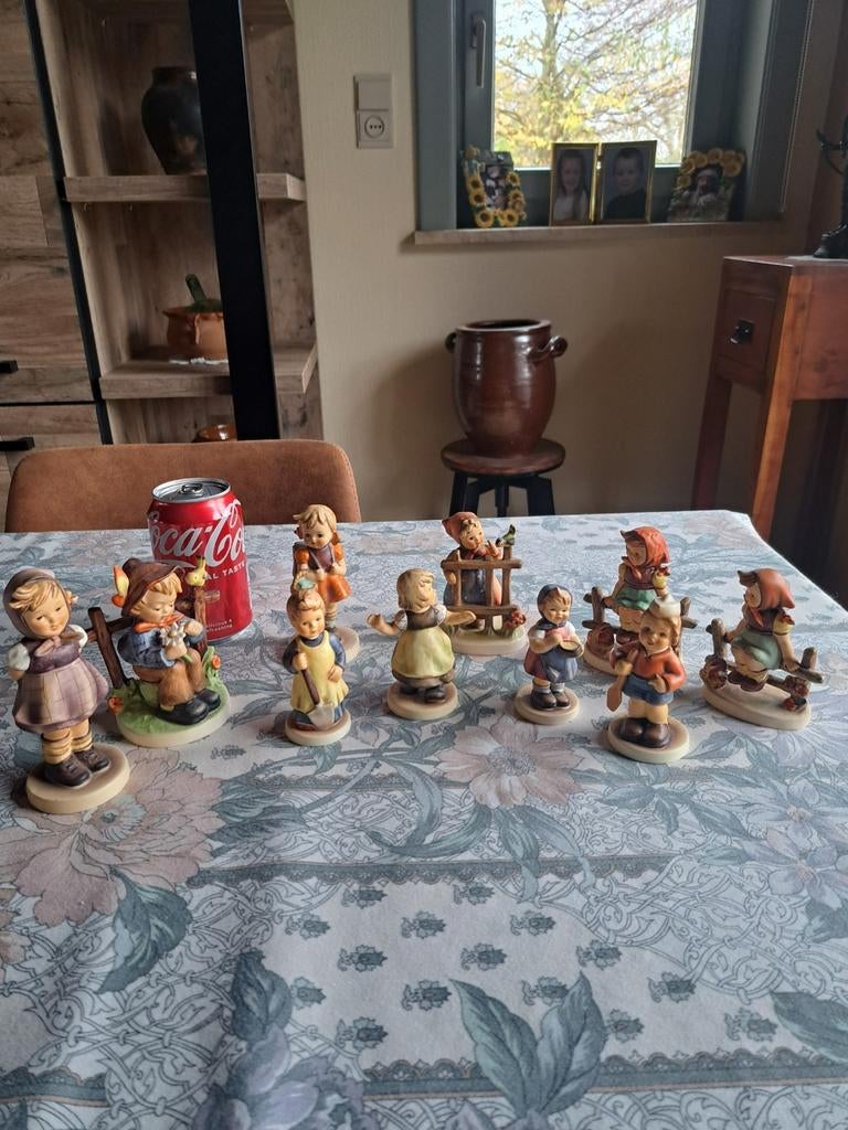 lot de 10 figurines Hummel, Enlèvement, Hummel
