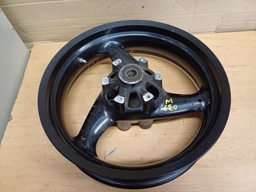 ducati monster m620i van '02-'07 achterwiel velg, Ophalen of Verzenden, Gebruikt