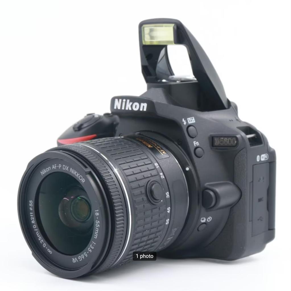 Nikon D5600 boîtier + AF-P 18-55mm F/3.5-5.6G DX VR |, Audio, Tv en Foto, Fotocamera's Digitaal, Ophalen, Spiegelreflex, Zo goed als nieuw