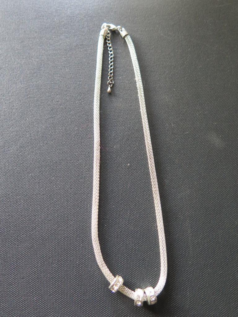 collier, Avec strass, Enlèvement ou Envoi, Comme neuf, Autres matériaux