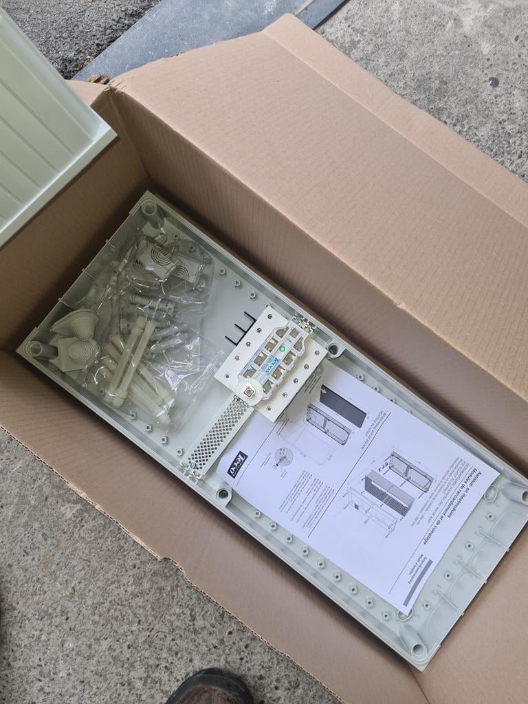 25D60 plusieurs pièces, Enlèvement ou Envoi