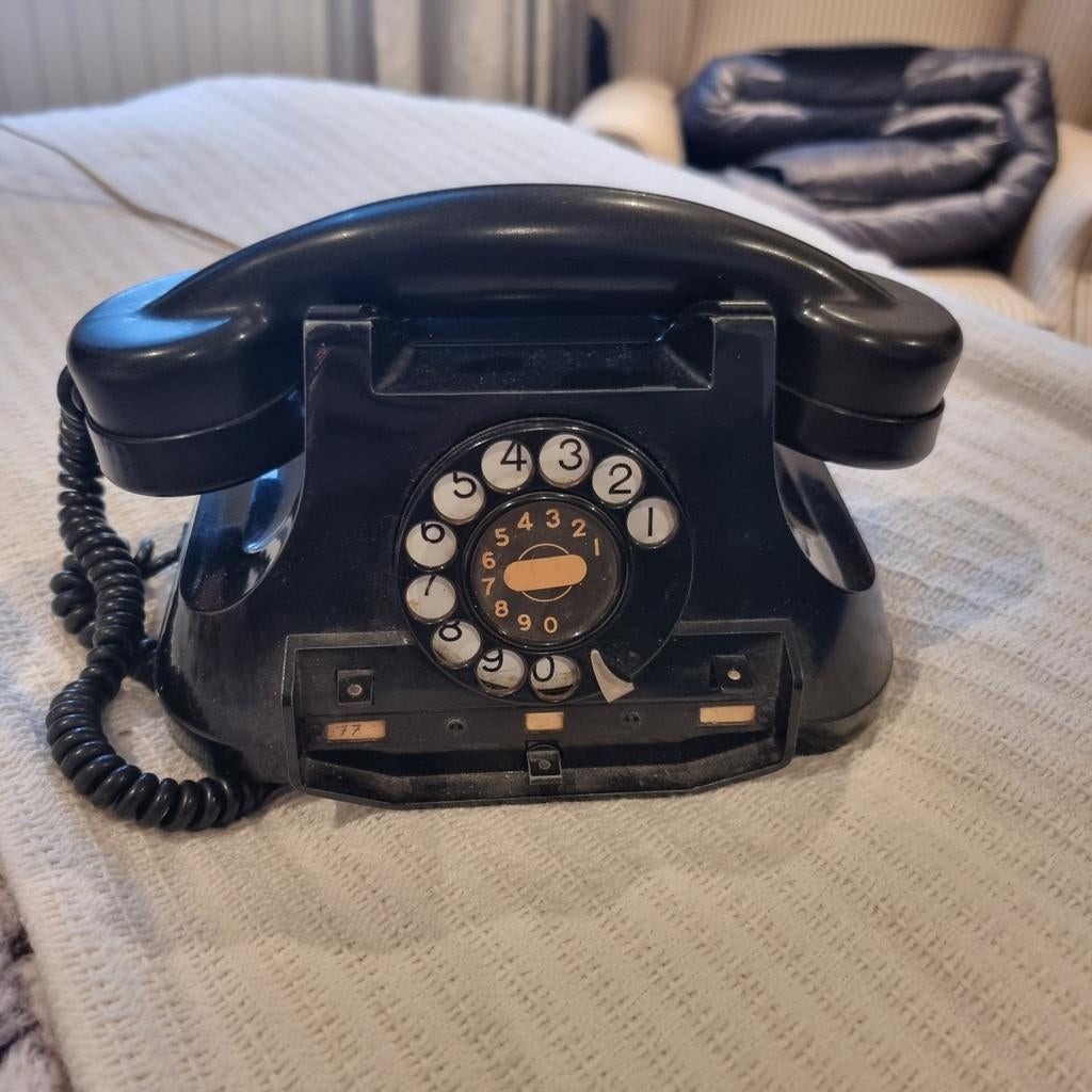 Antieke telefoon, Telecommunicatie, Ophalen