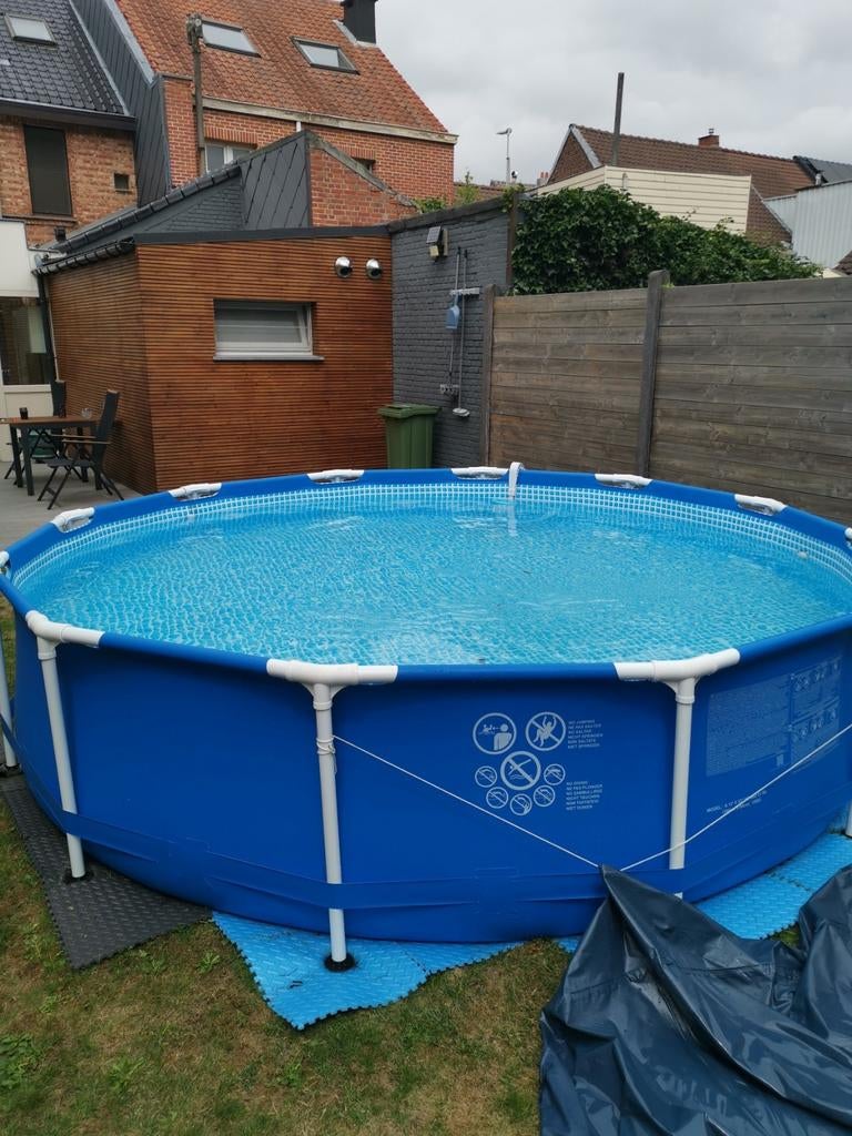 Intex metalen frame zwembad 366x 84, Ophalen, Zo goed als nieuw