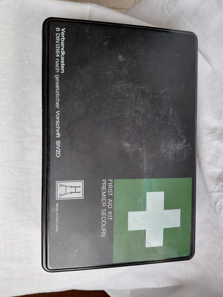 Boîte premier secours Mercédès, Informatique & Logiciels, Enlèvement ou Envoi