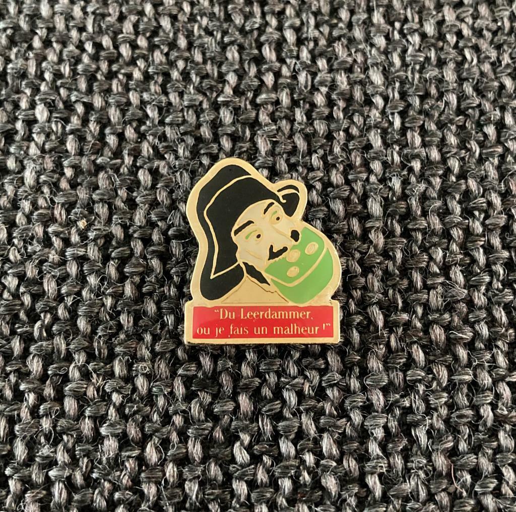 PIN - LEERDAMMER - DU LEERDAMMER OU JE FAIS UN MALHEUR, Verzenden, Zo goed als nieuw, Merk, Speldje of Pin