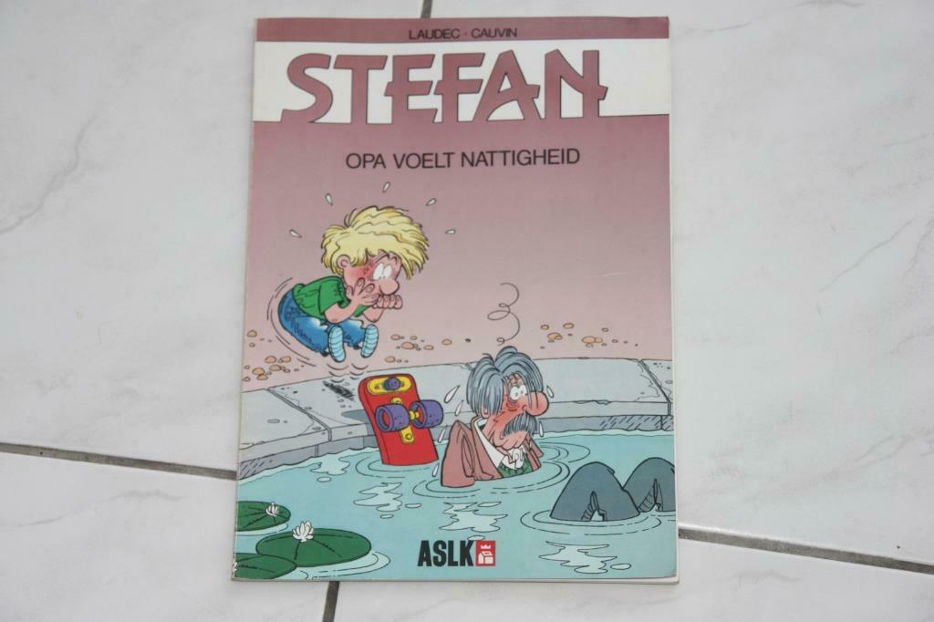STEFAN - Opa voelt nattigheid, Ophalen of Verzenden, Zo goed als nieuw