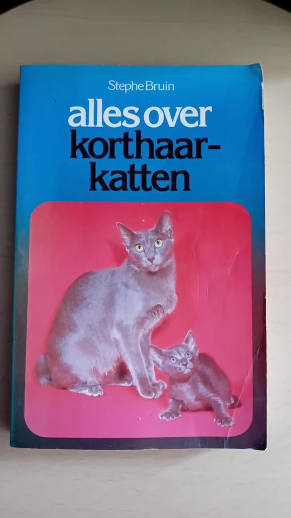 Tout sur les chats à poil court, Enlèvement ou Envoi, Utilisé, Chats
