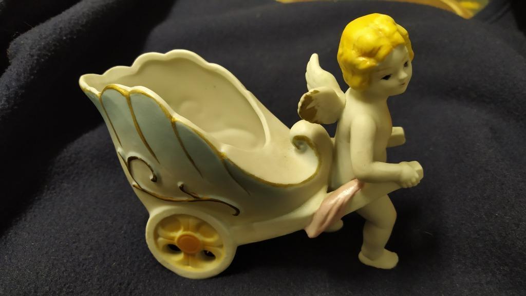 petite statuette en biscuit, Antiek en Kunst, Antiek | Keramiek en Aardewerk, Ophalen of Verzenden