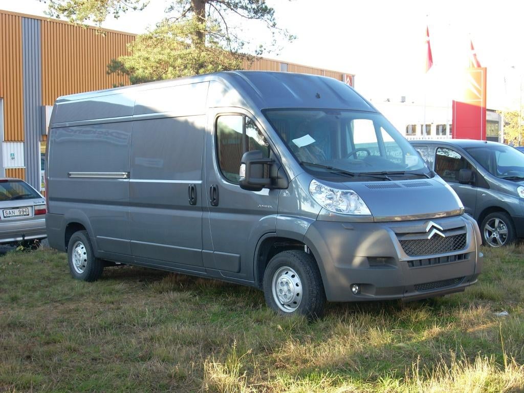 GOEDKOOP TRANSPORT EN VERHUISSERVICE AANGEBODEN