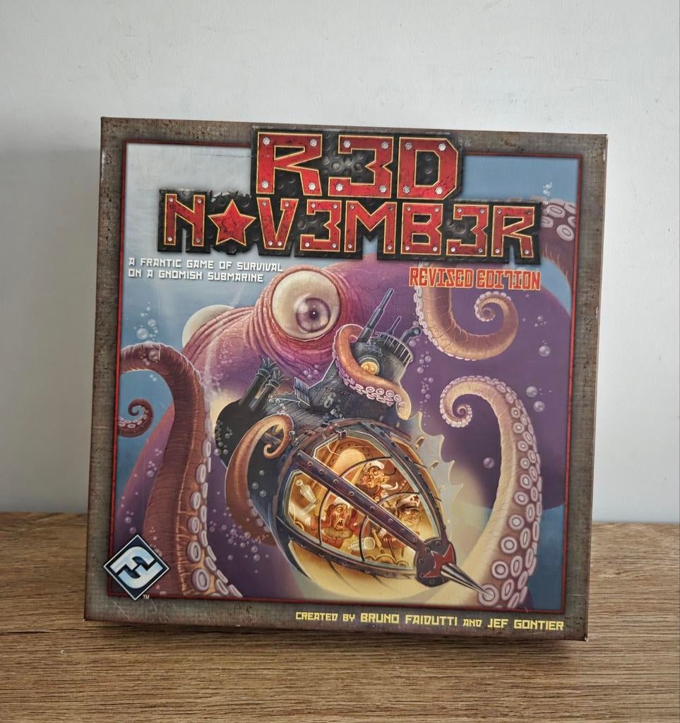 Red November Revised Edition van Fantasy Flight Games, Hobby en Vrije tijd, Ophalen of Verzenden