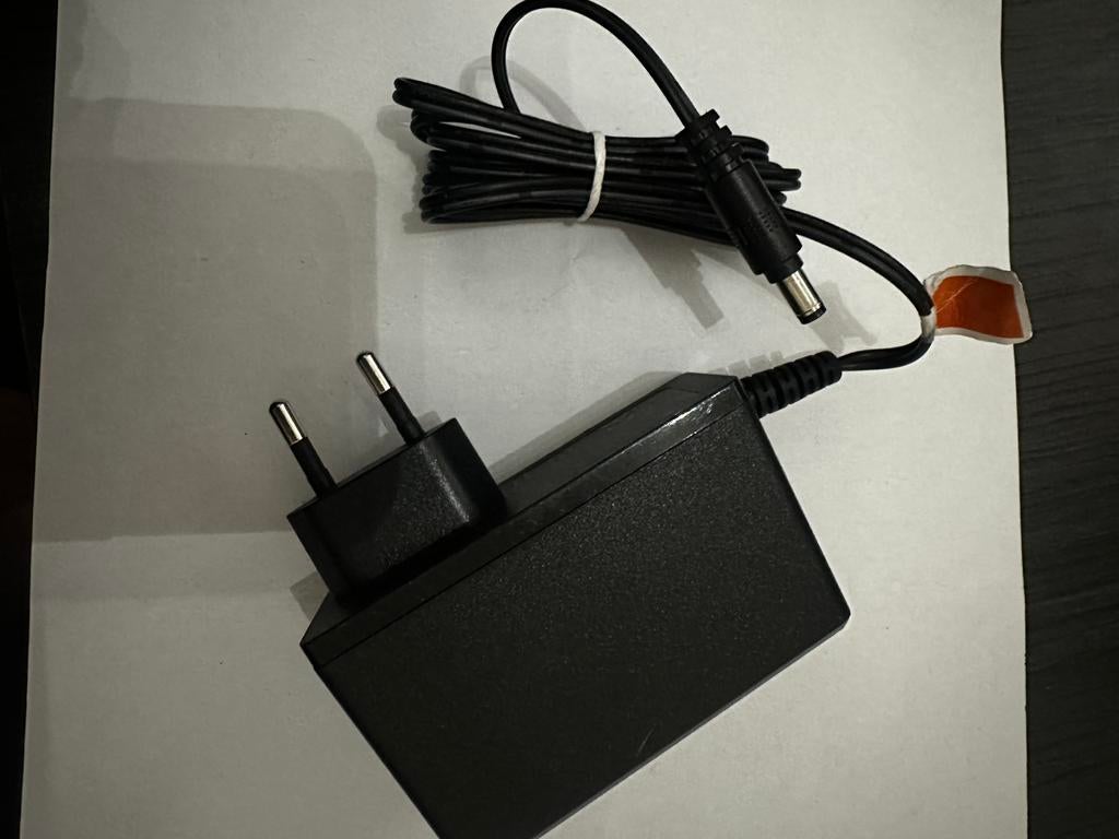 Adaptateur de modem, Enlèvement ou Envoi, Comme neuf