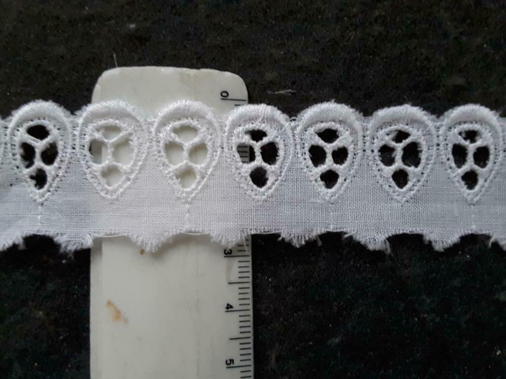 dentelle - broderie anglaise blanche 27 mm 100% coton D2710, Hobby & Loisirs créatifs, Couture & Fournitures, Neuf, Dentelle, Enlèvement ou Envoi