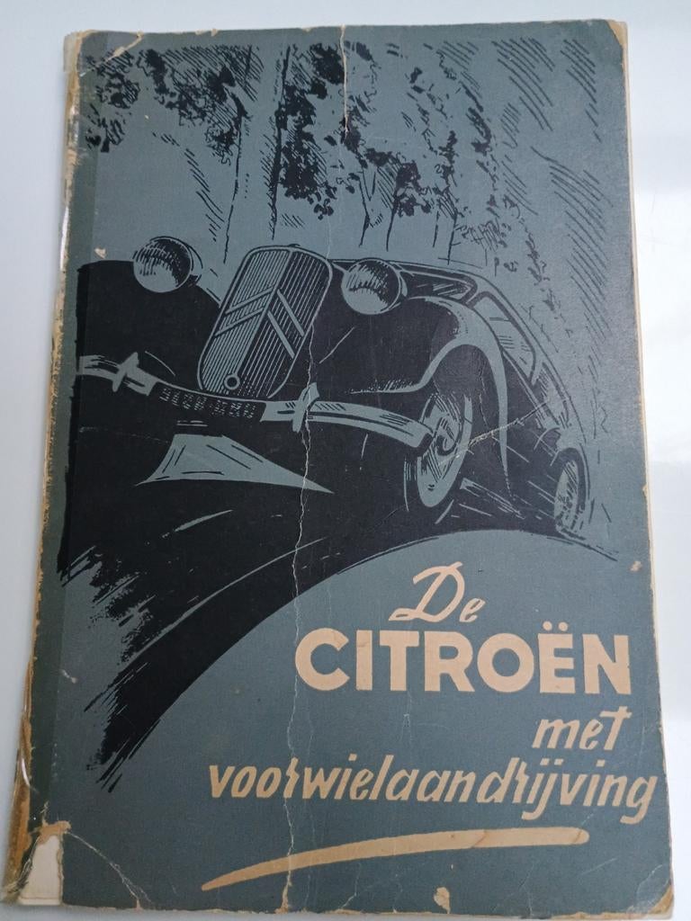 citroen traction avant gebruikers boekje 1952, Ophalen of Verzenden, Gelezen