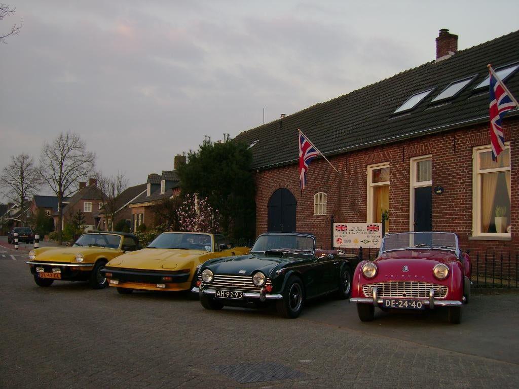 TRIUMPH TR3 TR4 TR5 TR6 ONDERDELEN, Autos : Pièces & Accessoires, Autres pièces automobiles, Mini, Pièces Oldtimer ou Ancêtre