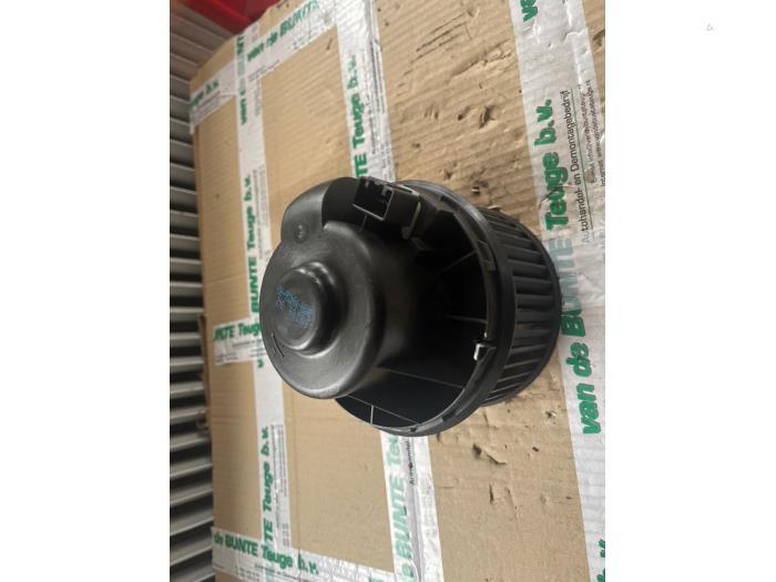 Moteur de ventilation chauffage d'un Ford Kuga, Enlèvement ou Envoi, 3 mois de garantie, Utilisé, Ford