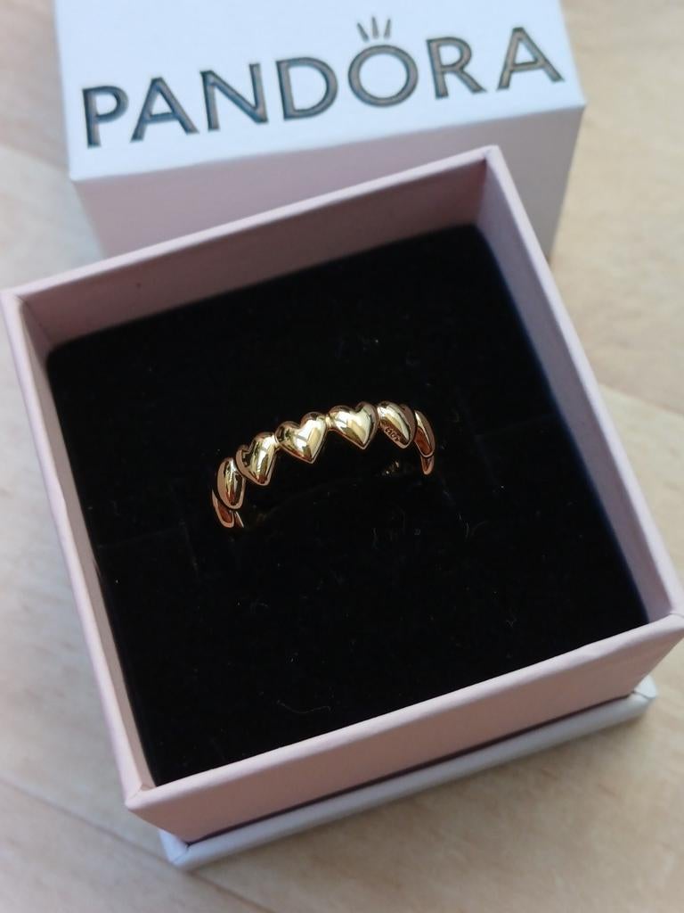 Nieuwe Pandora ring, Handtassen en Accessoires, Ringen, Nieuw, Ophalen of Verzenden, Dame, Goud