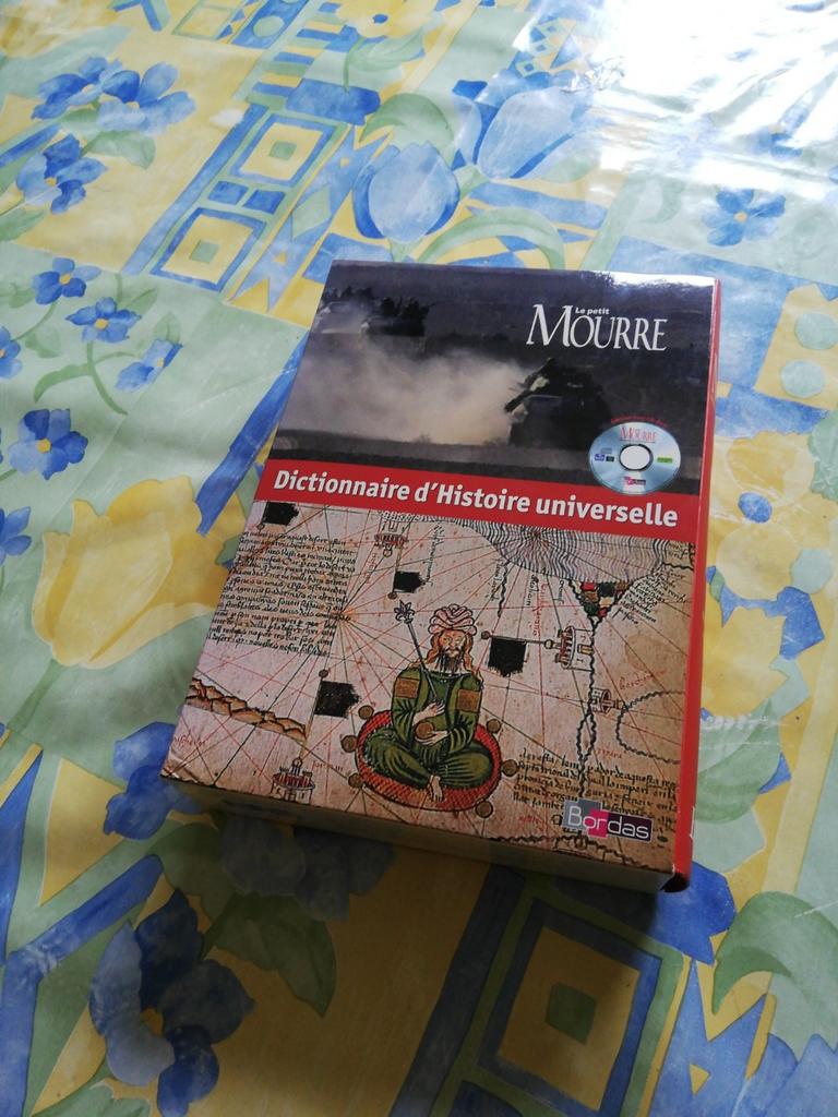 Michel Mourre. Le petit Mourre. Dictionnaire d'histoire univ, Ophalen of Verzenden, Zo goed als nieuw