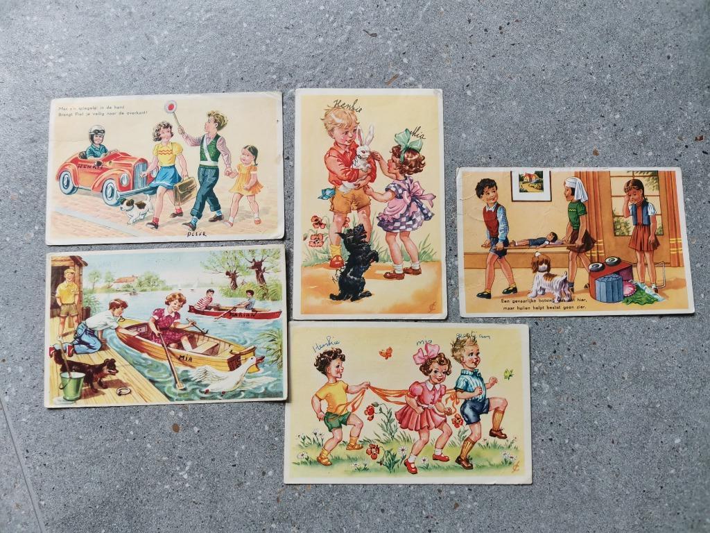 postkaarten kinderen - ambulance - roeien - auto, Verzamelen, Postkaarten | Themakaarten, Gelopen, 1960 tot 1980, Kinderen, Ophalen of Verzenden