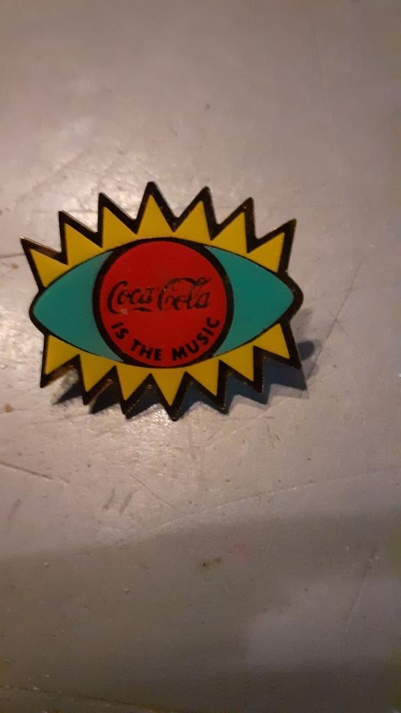 pin's coca cola mod 3, Enlèvement ou Envoi, Utilisé