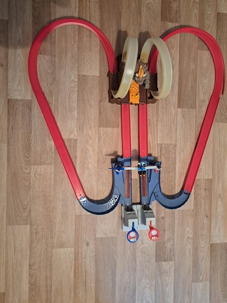 Hot wheels racebaan bowser, Ophalen, Gebruikt, Racebaan, Hot Wheels