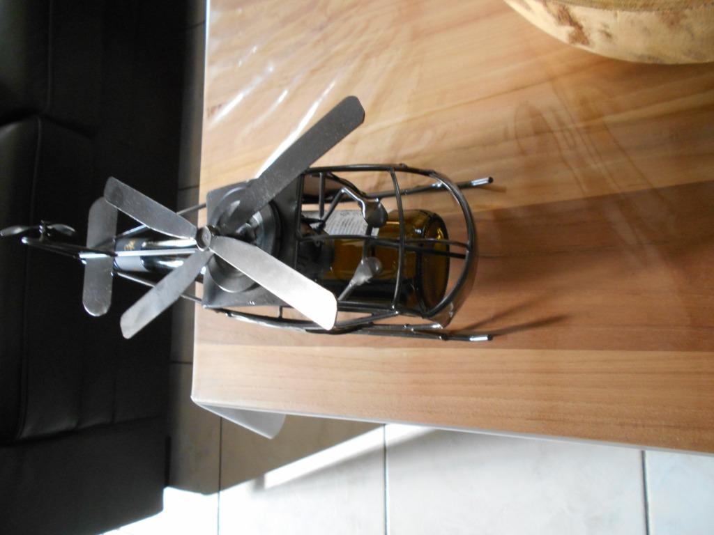 wijnfleshouder - smeedijzeren helicopter, Nieuw, Ophalen of Verzenden, Minder dan 5 flessen, Metaal