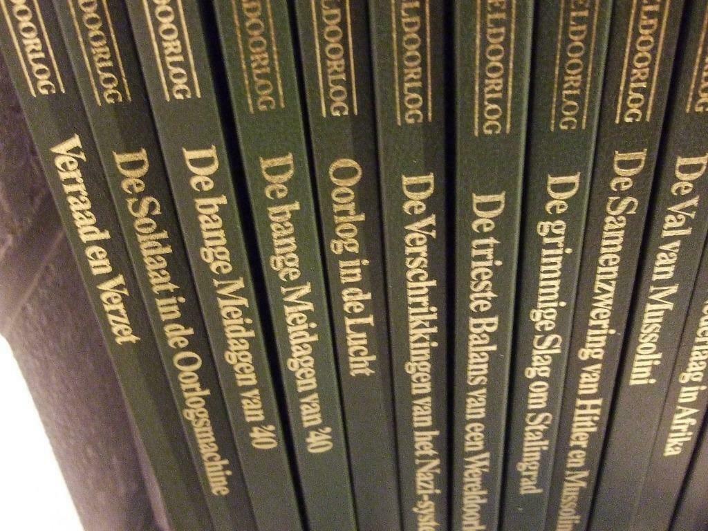 13 BOEKEN UIT REEKS "DE TWEEDE W.O.", Enlèvement ou Envoi, Général, Deuxième Guerre mondiale, Utilisé