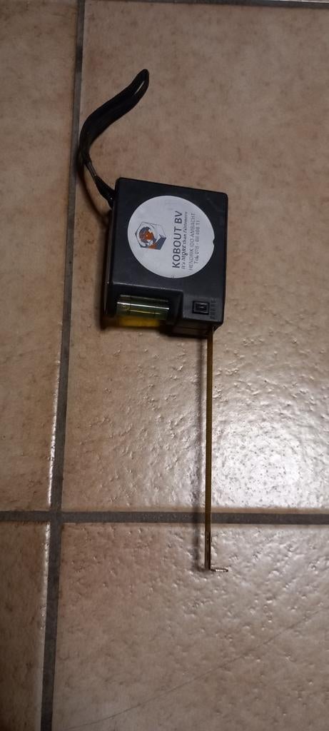 Rolmeter van 2 meter met waterpas en clips, Doe-het-zelf en Bouw, Ophalen of Verzenden, Nieuw, Overige meters
