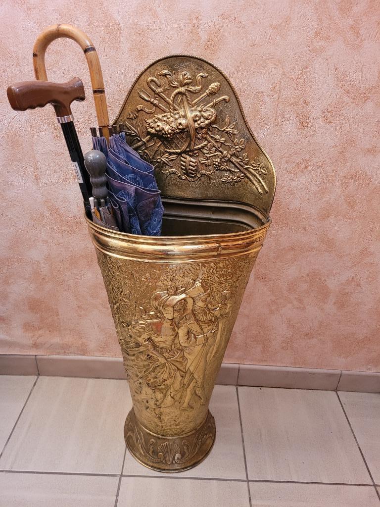 Koperen paraplubak, Ophalen, Koper