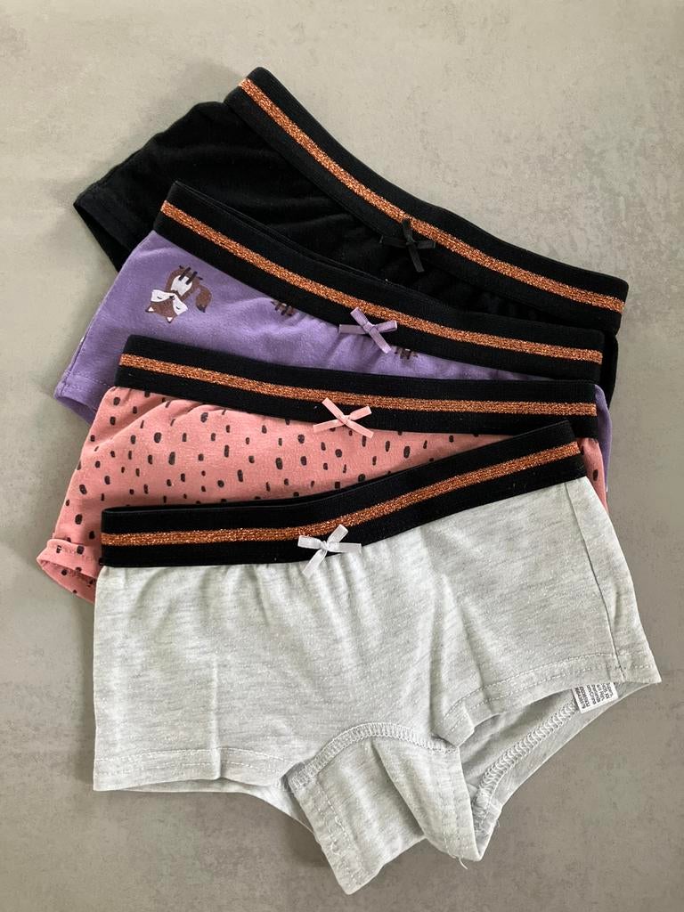 Boxershorts 4 stuks 98-104, Jongen of Meisje, Ophalen of Verzenden, Zo goed als nieuw, Nacht- of Onderkleding