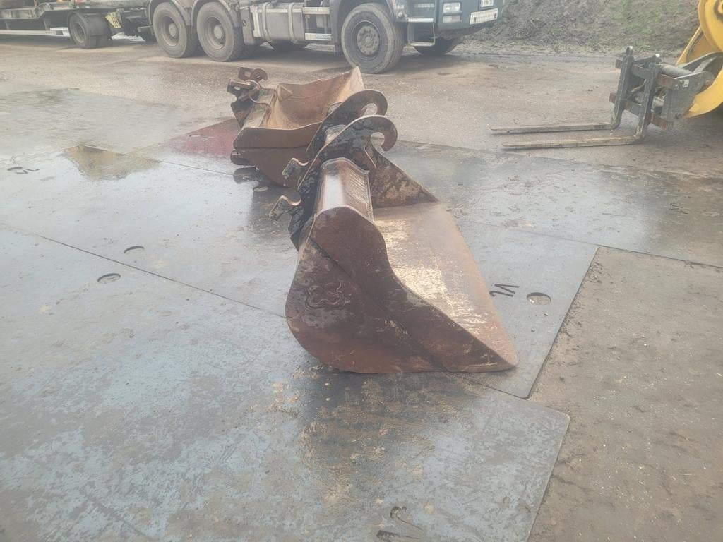 2 kraanbakken cw30 eurosteel 180cm breed, Ophalen