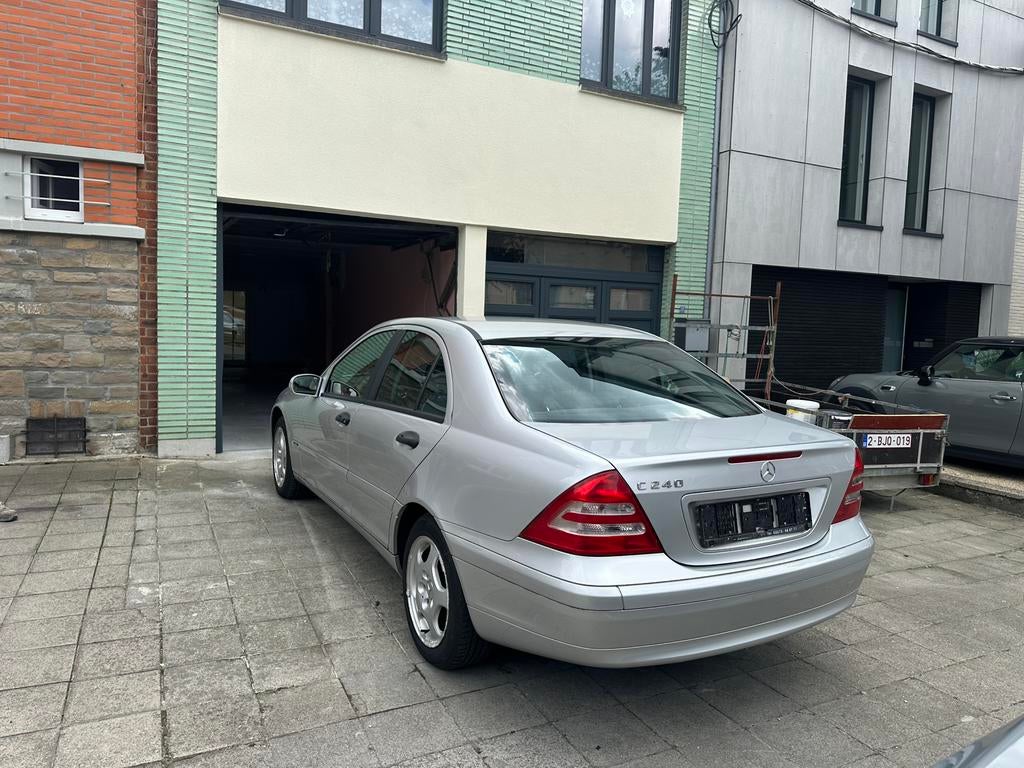 Mercedes 240—>6cil, Auto's, CL, Bruin, Particulier, Zilver of Grijs