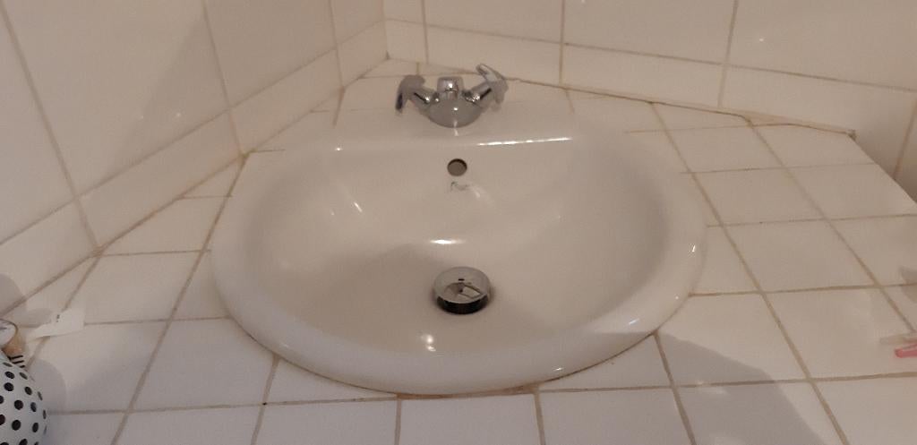 Lavabo wit met kraan, Enlèvement, Utilisé, Lavabo