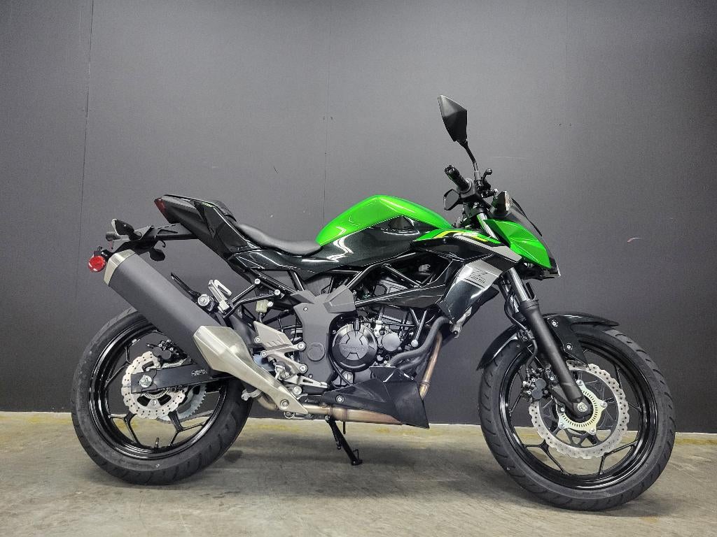 2026 Kawasaki Z 125 (4j garantie, 4j Assist), Entreprise, Jusqu'à 11 kW, Permis Moto A1 minimum, 1 cylindre