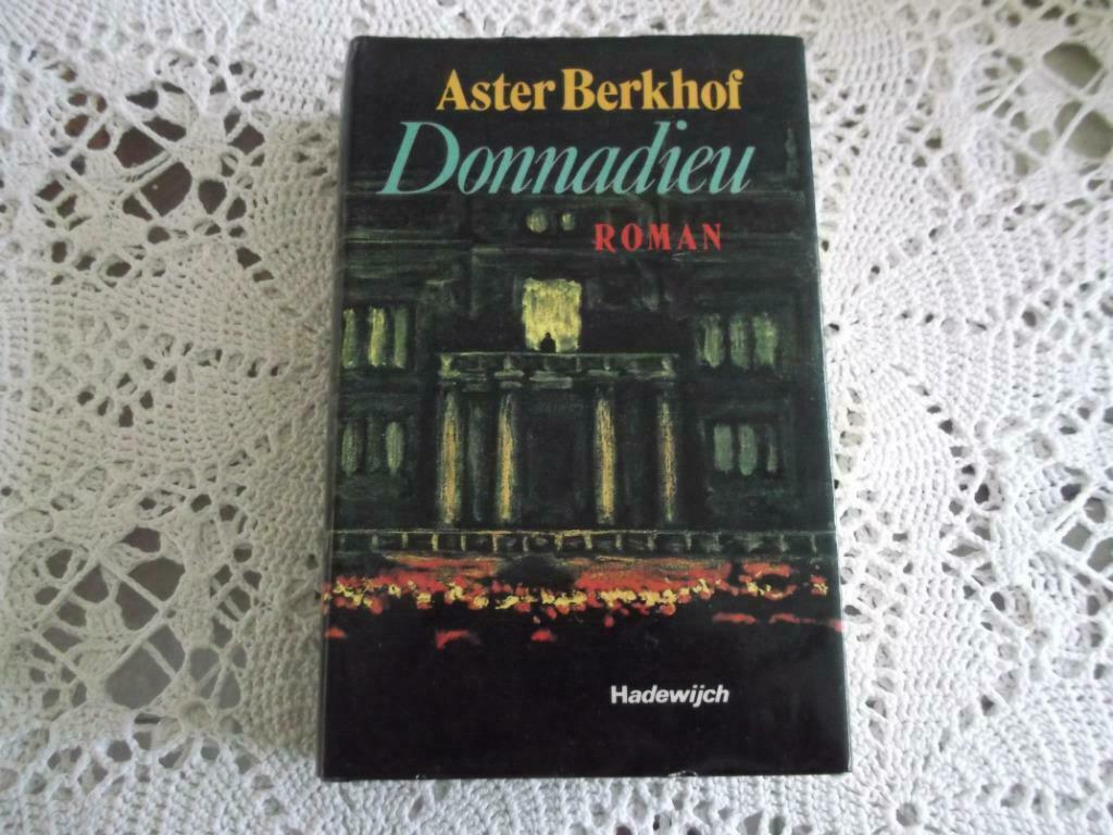 Donnadieu door Aster Berkhof, Enlèvement ou Envoi, Comme neuf