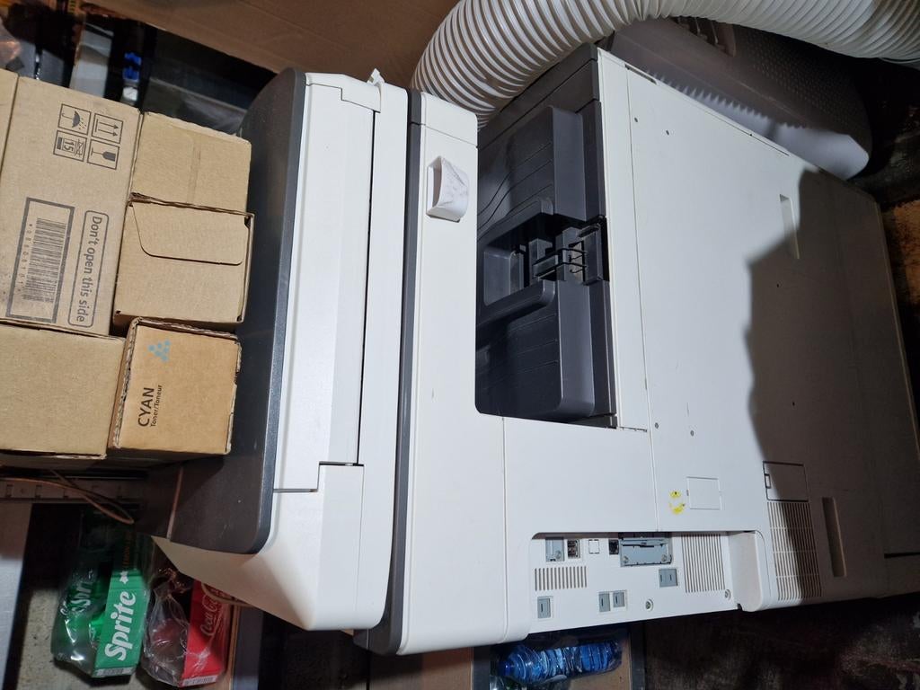 Machine  photocopie, Enlèvement
